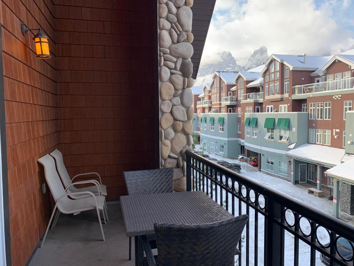 Luxury Two Queen Beds Condo - Grande Rockies Resort Indoor Parking Pool Hot Tub Gym Canmore Eksteriør billede