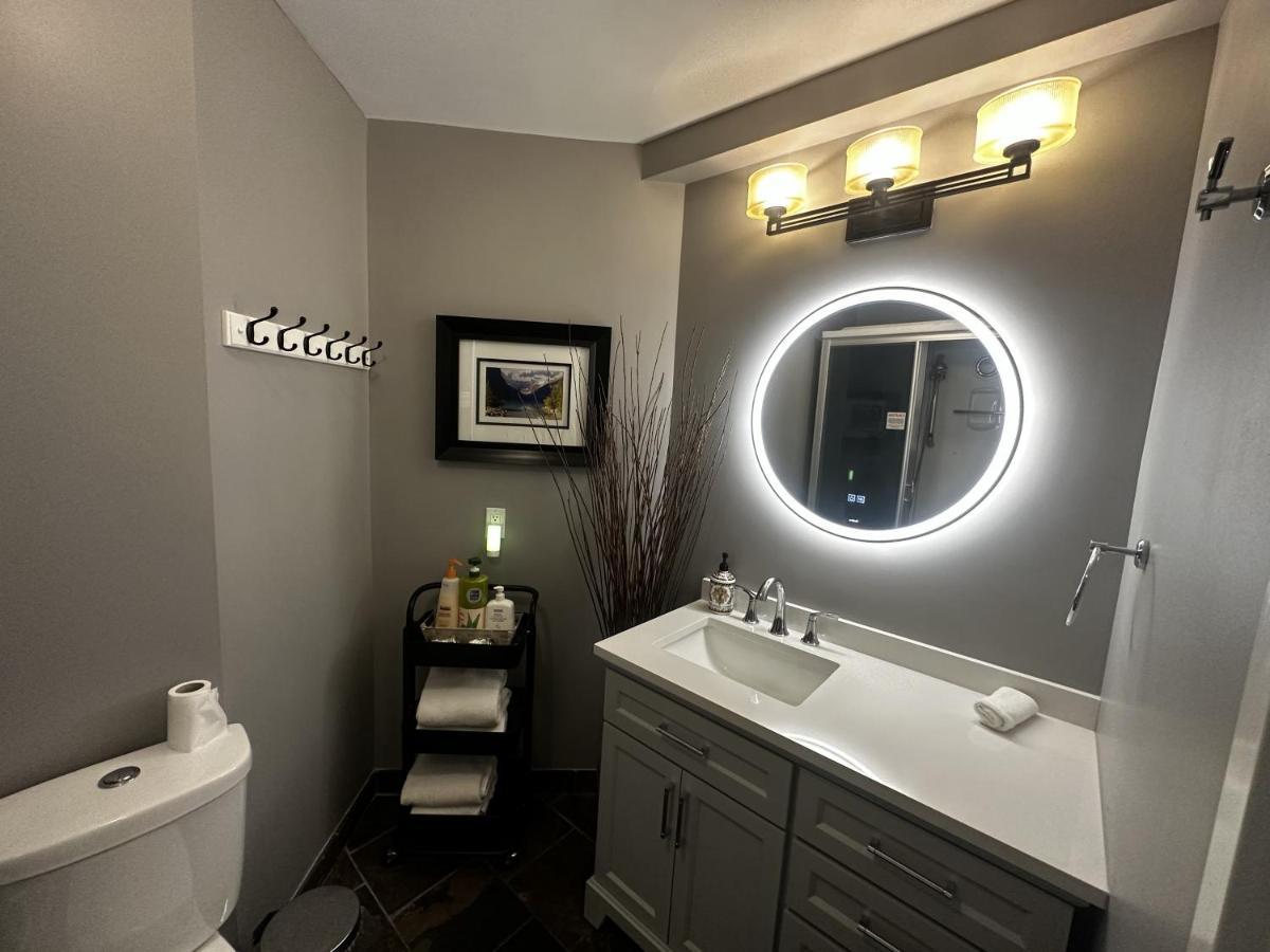 Luxury Two Queen Beds Condo - Grande Rockies Resort Indoor Parking Pool Hot Tub Gym Canmore Eksteriør billede